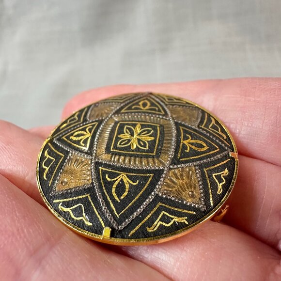 Vintage Damascene Star Pattern Brooch - Picture 7 of 8